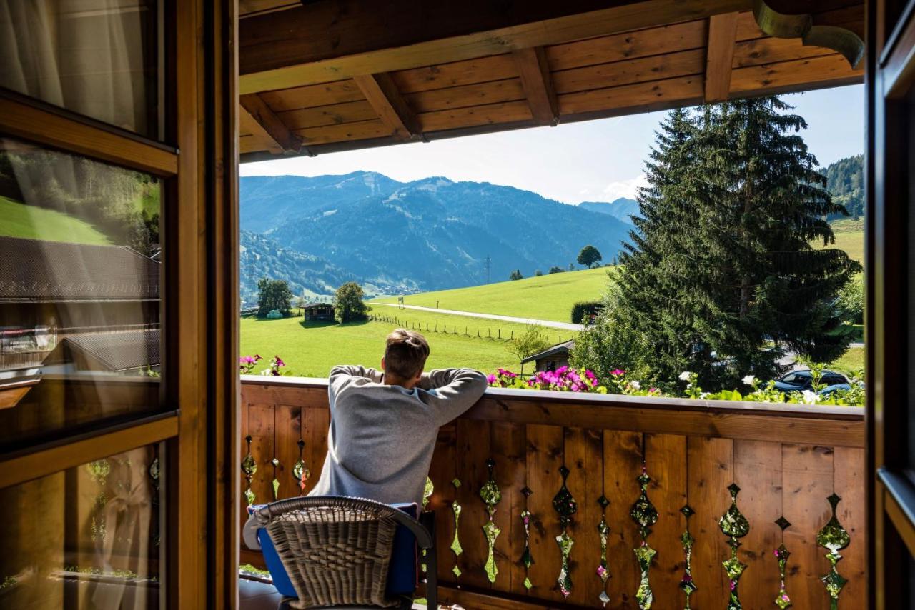 Bauernhofhotel "Die Unterbergerin" - Zimmer Mit Fruehstueck Und Ferienwohnungen In Gastein Mit Gratis Thermeneintritt ドルフガシュタイン エクステリア 写真