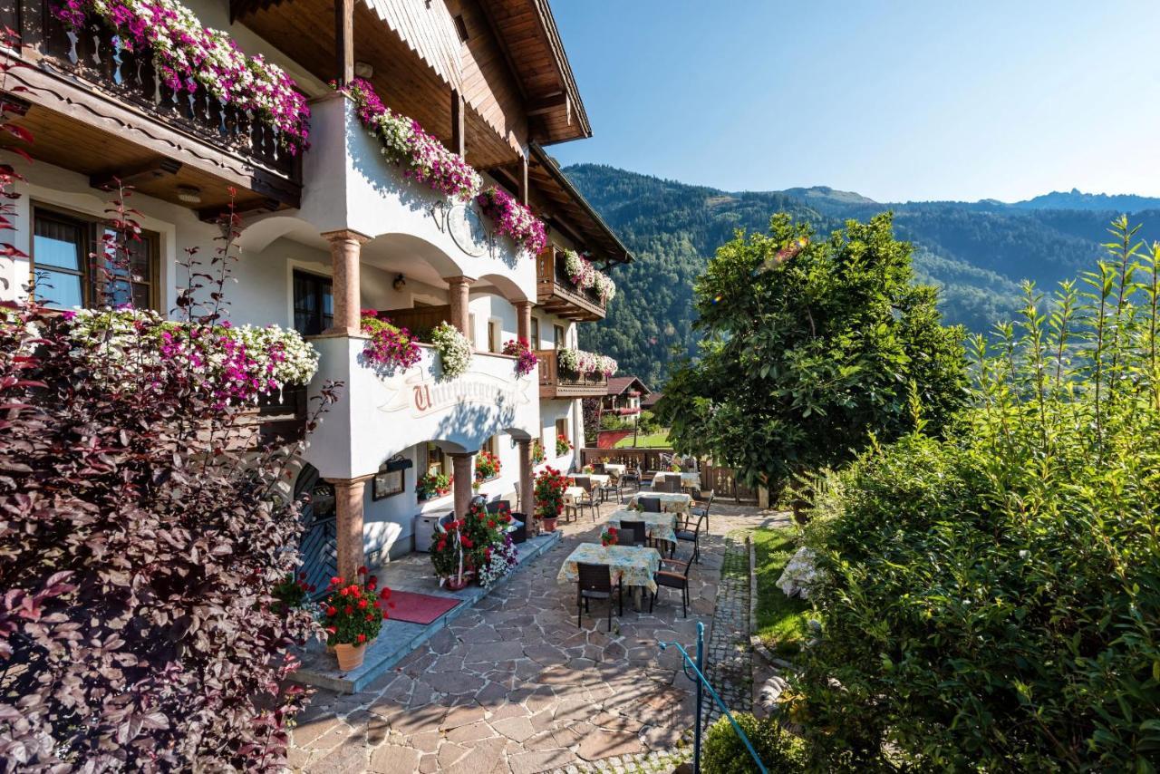 Bauernhofhotel "Die Unterbergerin" - Zimmer Mit Fruehstueck Und Ferienwohnungen In Gastein Mit Gratis Thermeneintritt ドルフガシュタイン エクステリア 写真