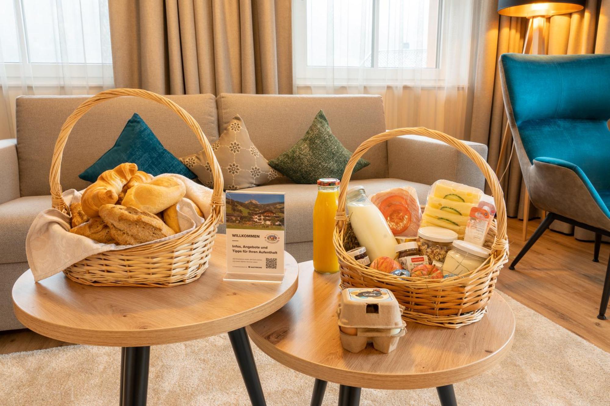 Bauernhofhotel "Die Unterbergerin" - Zimmer Mit Fruehstueck Und Ferienwohnungen In Gastein Mit Gratis Thermeneintritt ドルフガシュタイン エクステリア 写真