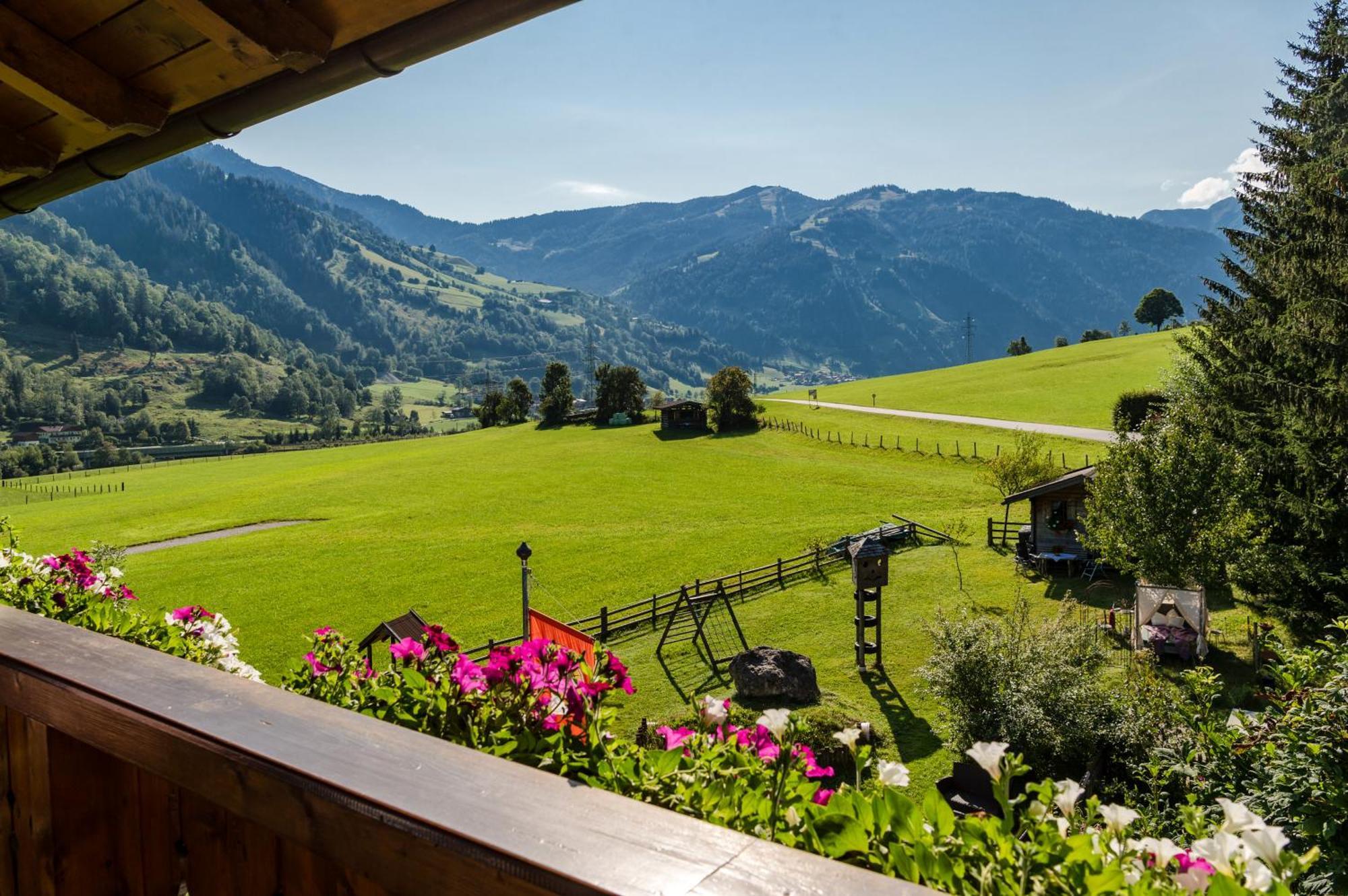 Bauernhofhotel "Die Unterbergerin" - Zimmer Mit Fruehstueck Und Ferienwohnungen In Gastein Mit Gratis Thermeneintritt ドルフガシュタイン エクステリア 写真